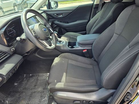 Used 2024 Subaru Outback Premium AWD/4WD image 16