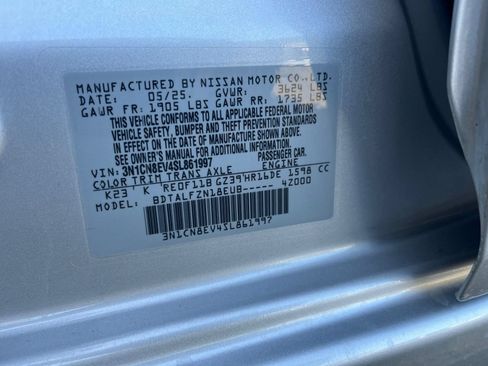 Used 2025 Nissan Versa SV FWD image 25
