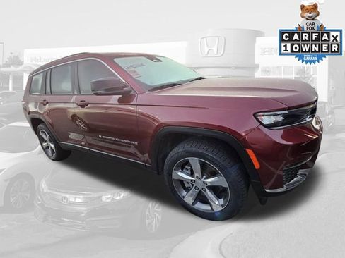 Used 2022 Jeep Grand Cherokee L Limited image 2