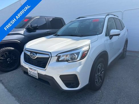 Used 2019 Subaru Forester Premium AWD/4WD image 1