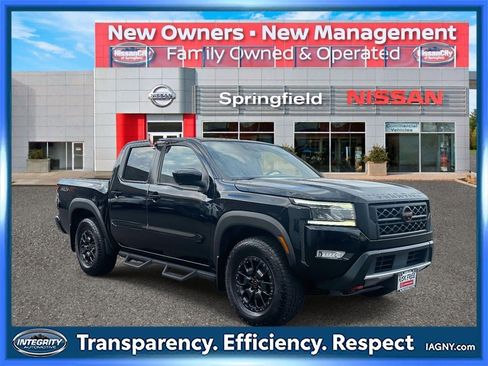 Certified 2022 Nissan Frontier PRO-4X w/ Pro-4X Premium Package image 1