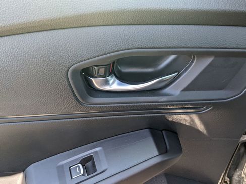 Used 2024 Honda Accord EX image 28