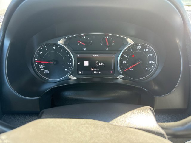 Used 2024 GMC Terrain SLT w/ Infotainment Package II AWD/4WD image 11