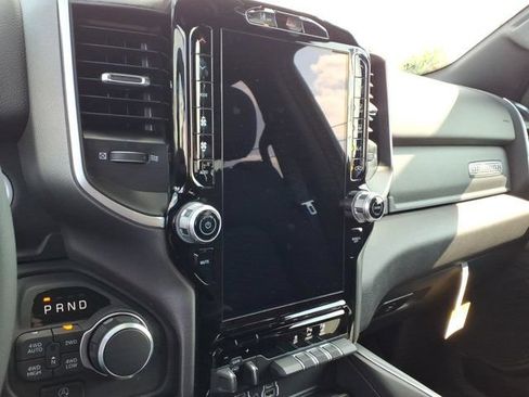 New 2026 RAM 1500 Big Horn AWD/4WD image 8