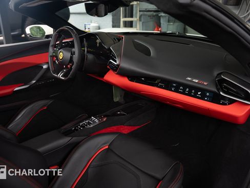 Used 2024 Ferrari 296 GTS RWD image 32