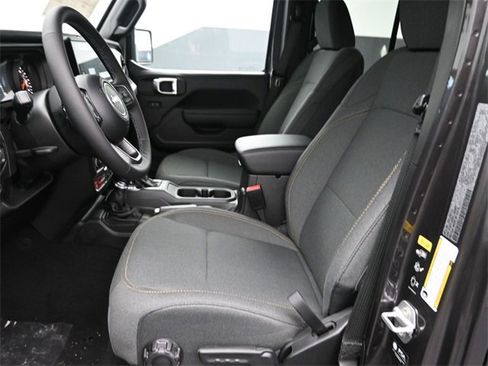 New 2026 Jeep Gladiator Willys image 21