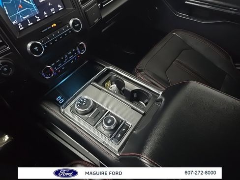 Used 2019 Ford Expedition Limited w/ Equipment Group 303A image 28