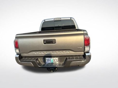 Used 2023 Toyota Tacoma TRD Off-Road AWD/4WD image 3