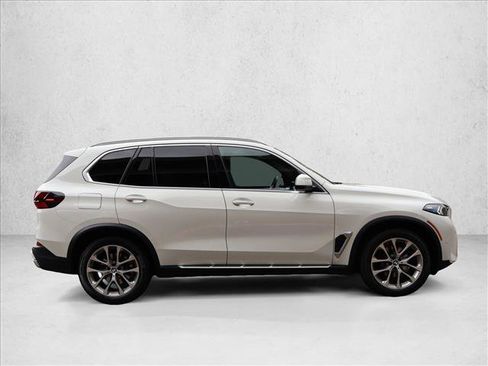 Used 2026 BMW X5 xDrive40i AWD/4WD image 5