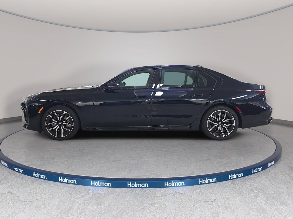 Certified 2023 BMW 760i xDrive AWD/4WD image 11