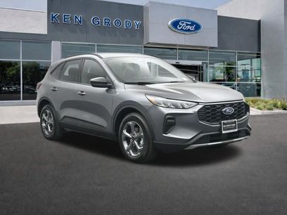 New 2025 Ford Escape ST-Line w/ Equipment Group 301A