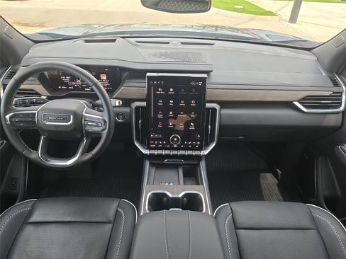 Used 2025 GMC Acadia Denali w/ LPO, Floor Liner Package AWD/4WD image 13