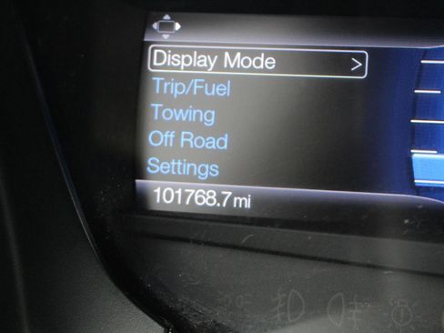 Used 2016 Ford Expedition XLT w/ Equipment Group 202A AWD/4WD image 22