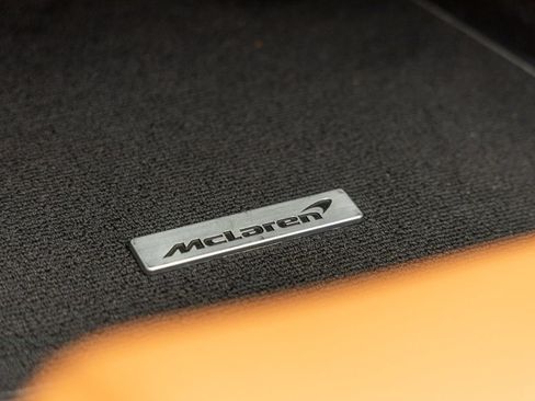 Used 2023 McLaren GT RWD image 30
