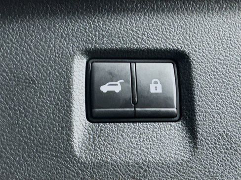 Used 2024 INFINITI QX60 Luxe image 32