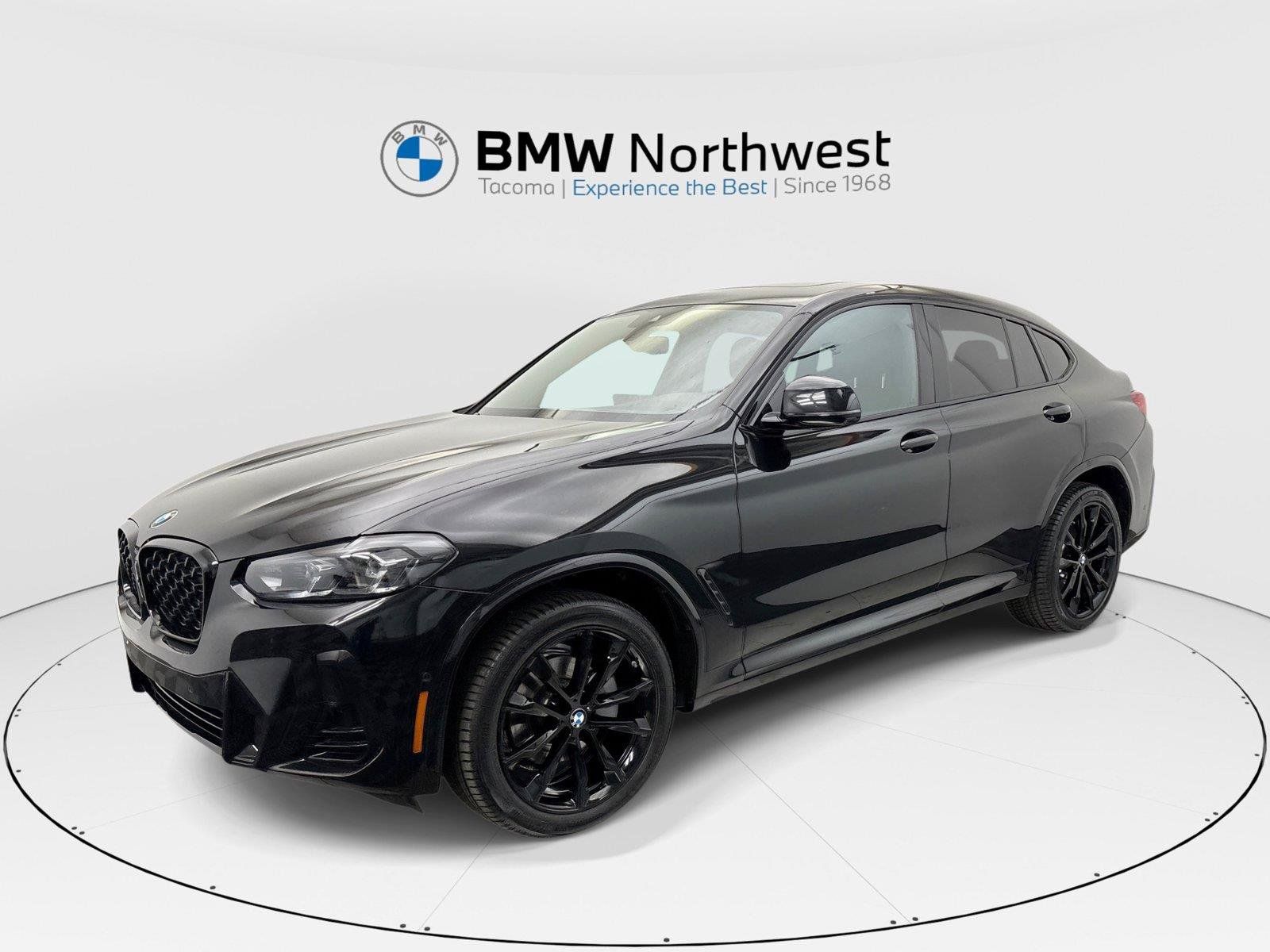 Used 2025 BMW X4 xDrive30i w/ Premium Package AWD/4WD image 1