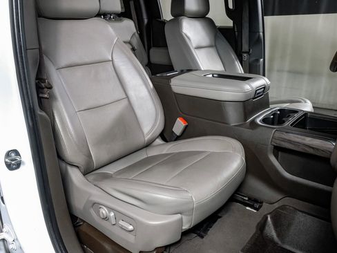 Used 2019 Chevrolet Silverado 1500 LTZ w/ LTZ Texas Edition image 30