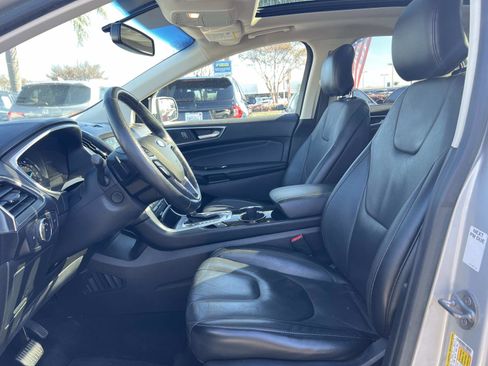 Used 2018 Ford Edge Titanium w/ Equipment Group 301A image 21