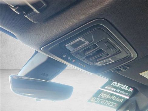 Used 2019 Chevrolet Silverado 1500 High Country w/ Technology Package image 21