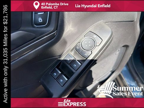 Used 2025 Ford Escape Active AWD/4WD image 12