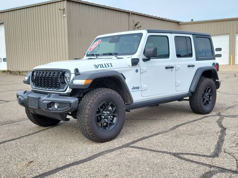 Used 2025 Jeep Wrangler Unlimited Sport S 4xe AWD/4WD image 2