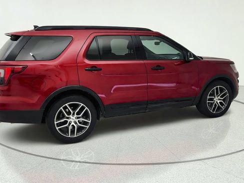 Used 2017 Ford Explorer Sport w/ Equipment Group 401A AWD/4WD image 7