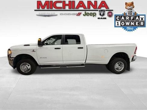 Certified 2024 RAM 3500 Big Horn AWD/4WD image 1