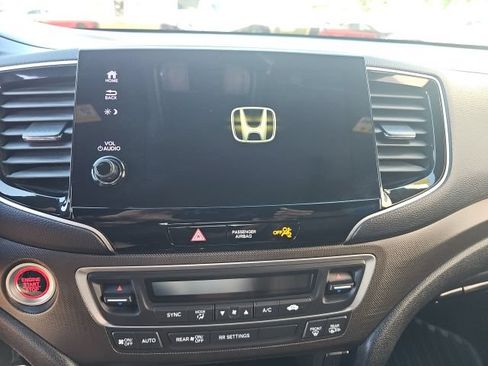 Used 2022 Honda Passport TrailSport image 14