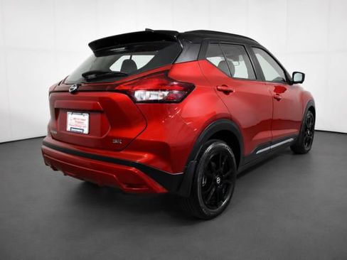 Used 2024 Nissan Kicks SR w/ SR Premium Package FWD image 4