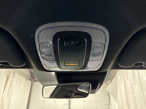 Used 2025 Hyundai Elantra Sport image 35