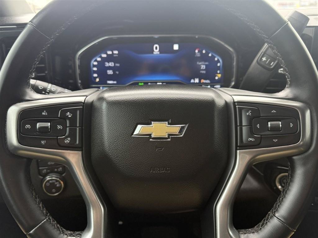 Used 2023 Chevrolet Silverado 1500 LT w/ Z71 Off-Road Package AWD/4WD image 34