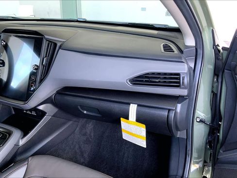 Used 2024 Subaru Crosstrek 2.5i Limited image 18