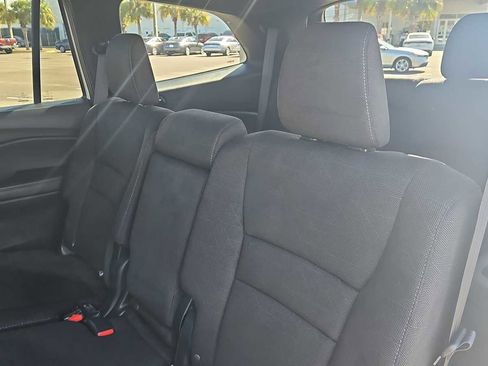 Used 2022 Honda Pilot Sport image 24