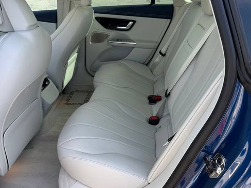 Used 2023 Mercedes-Benz EQE 350+ Sedan image 31