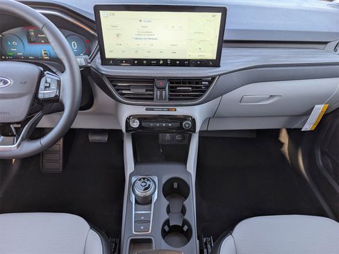 New 2026 Ford Escape Platinum image 7