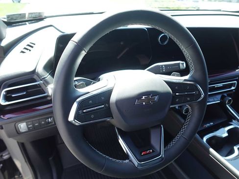 New 2026 Chevrolet Traverse Z71 w/ Driver Confidence Package AWD/4WD image 16