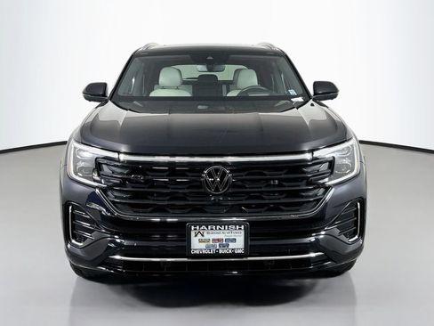 Used 2024 Volkswagen Atlas Cross Sport SEL Premium R-Line AWD/4WD image 2