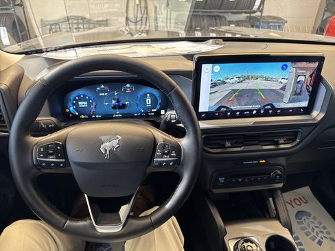 New 2025 Ford Bronco Sport Outer Banks w/ Sasquatch Outer Banks Package image 26