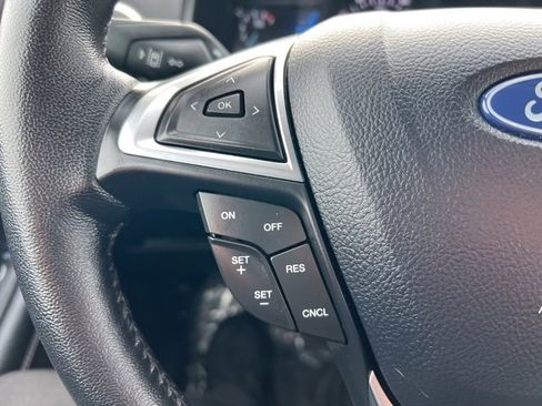 Used 2024 Ford Edge Titanium image 47