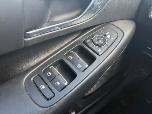 Used 2023 Hyundai Sonata SEL w/ Preferred Accessory Package FWD image 19