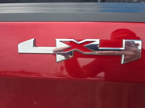 Used 2024 GMC Sierra 1500 SLT w/ SLT Premium Plus Package image 15