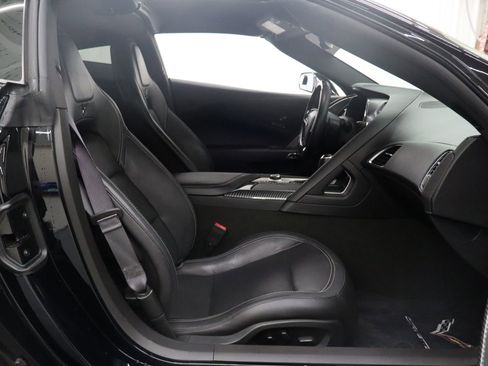 Used 2017 Chevrolet Corvette Stingray Coupe image 29