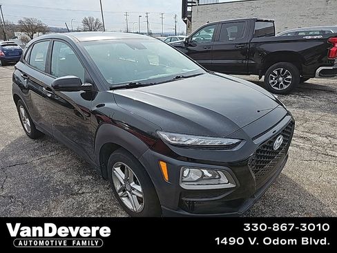 Used 2021 Hyundai Kona SE image 1