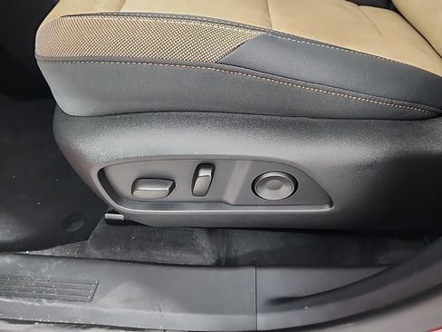 New 2026 Chevrolet Equinox ACTIV w/ Convenience Package III image 23