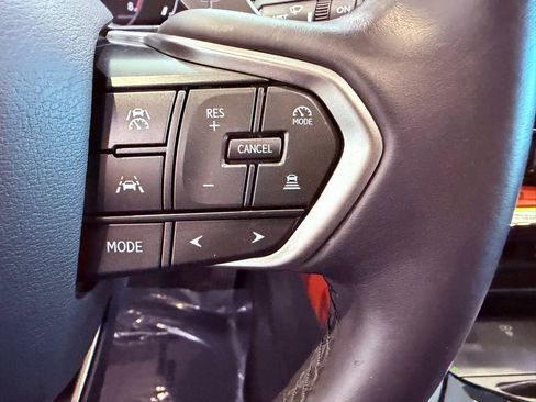 Certified 2025 Lexus NX 250 FWD w/ Premium Package image 22