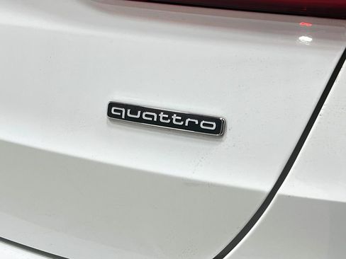 Used 2020 Audi Q3 2.0T Premium AWD/4WD image 39