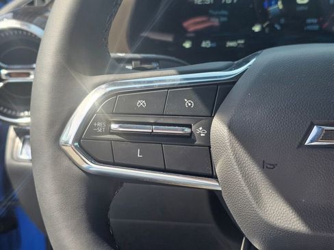 New 2025 Chevrolet Equinox ACTIV w/ Safety and Technology Package image 36