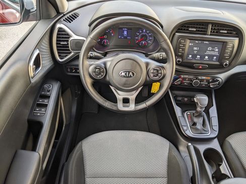 Used 2020 Kia Soul X-Line image 12