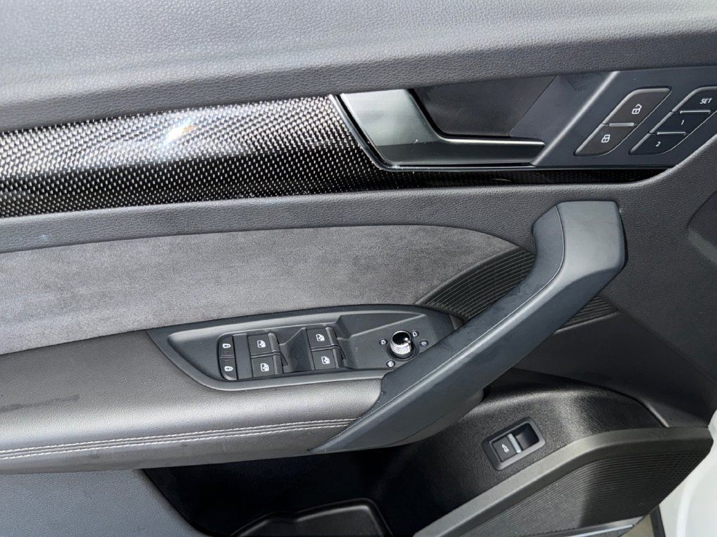 Used 2023 Audi SQ5 Premium Plus w/ Premium Plus Package AWD/4WD image 11