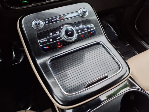 Certified 2021 Lincoln Nautilus AWD w/ Equipment Group 101A image 23